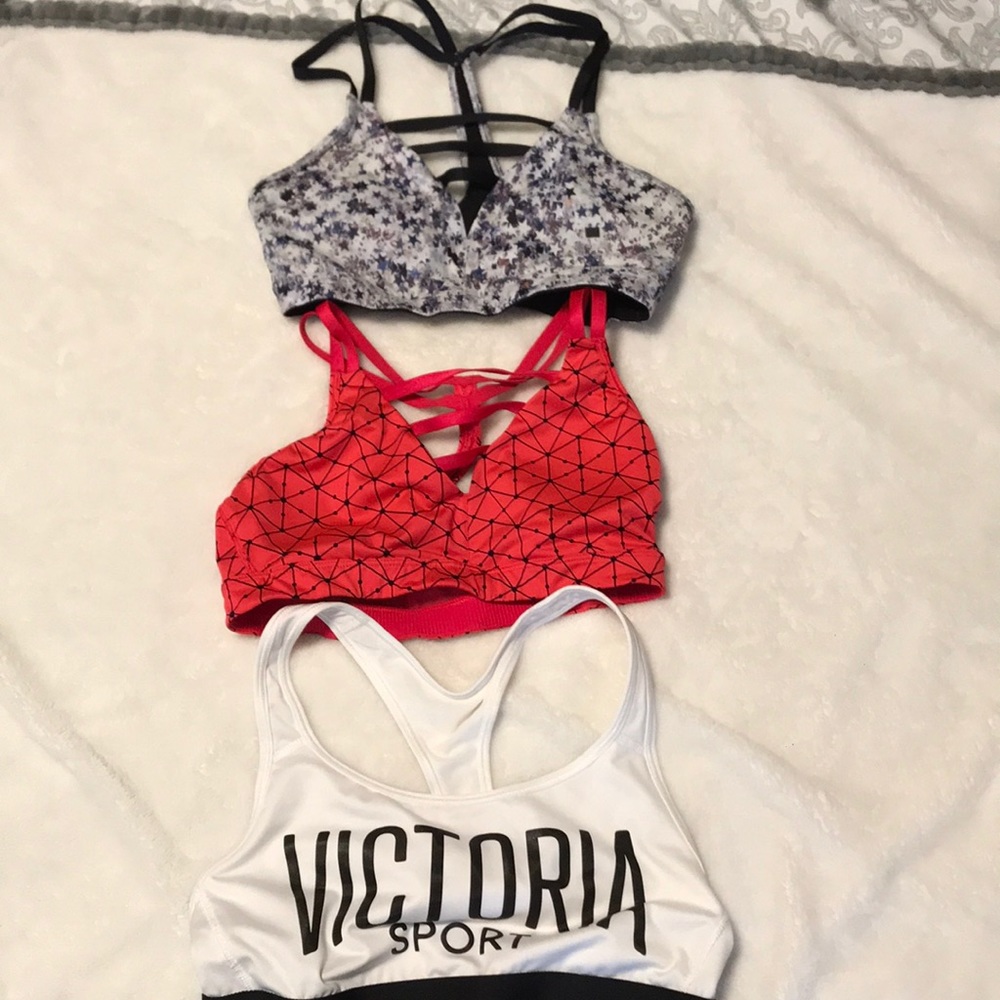 3 Sport bras